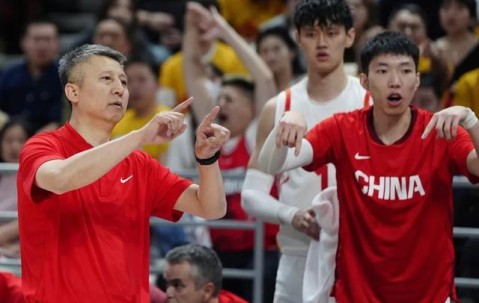 集训20天！中国男篮春节无休 全力备战日本
