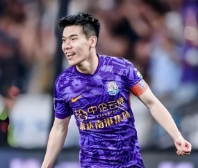 沙特电竞世界杯-于根伟留下的津门虎20号战袍，本赛季迎来新主人，曾是鲁能锋霸